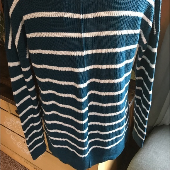 NWT Abercrombie & Fitch Lightweight Stripe Sweater - Picture 4 of 7